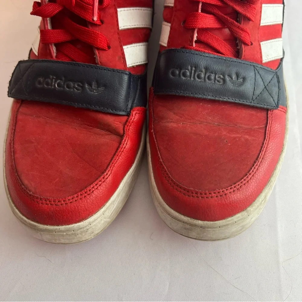 Adidas Hardcore Defenders Men’s Basketball Sneakers, size 9.5